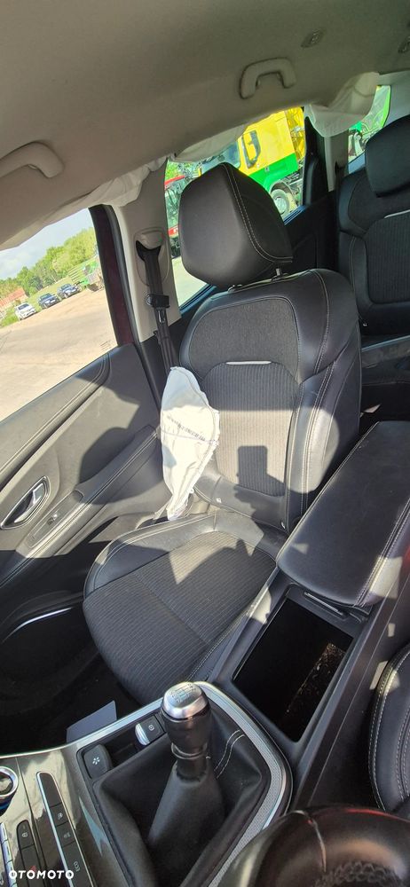 Renault Grand Scenic Gr 1.3 TCe FAP Intens - 22