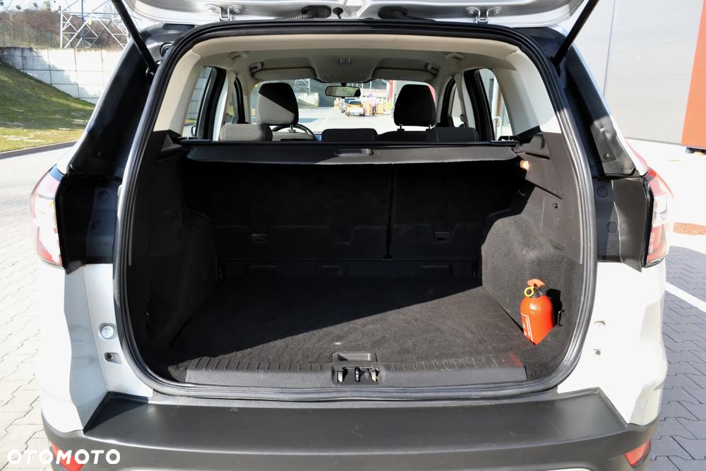 Ford Kuga 2.0 TDCi 4WD Trend - 30