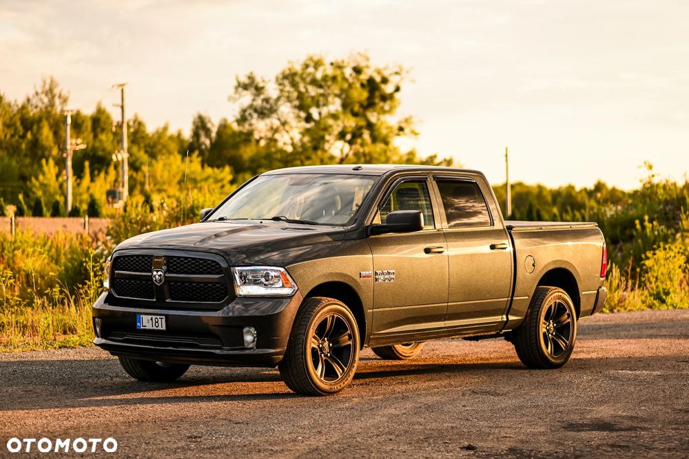 Dodge RAM 1500 5.7 4x4 - 12