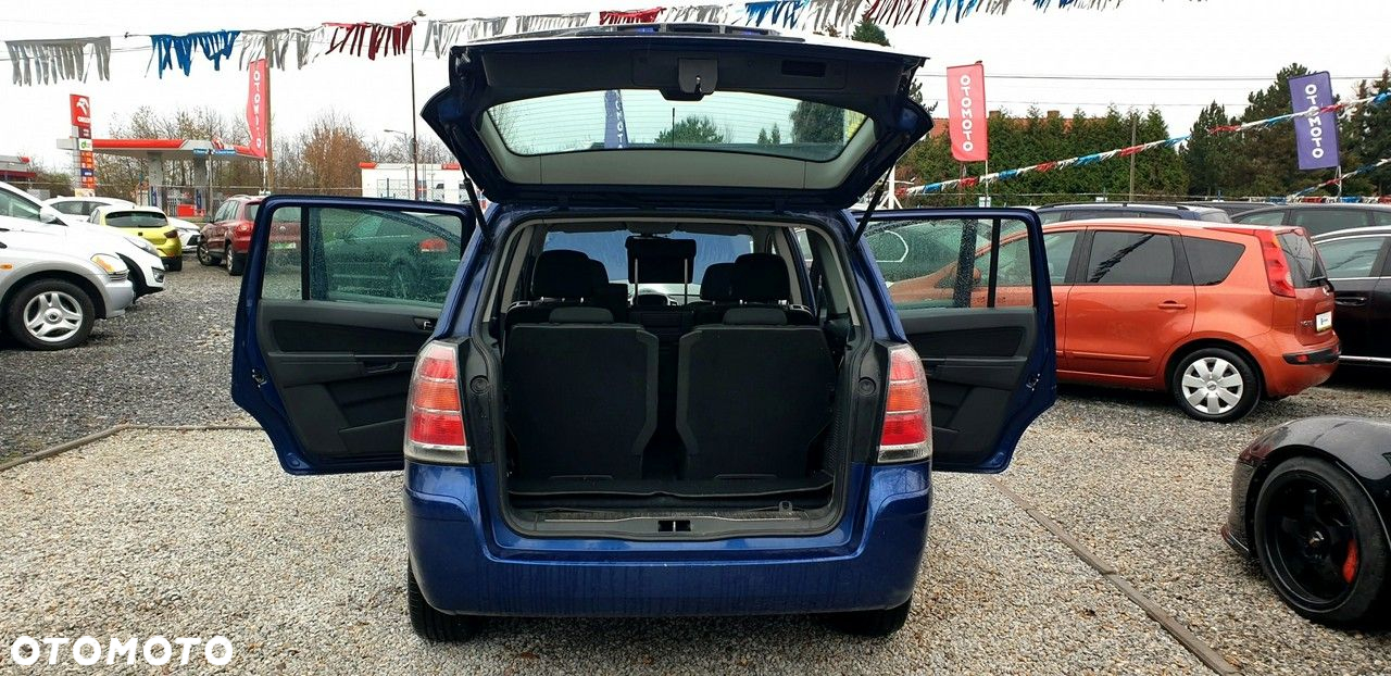 Opel Zafira - 19