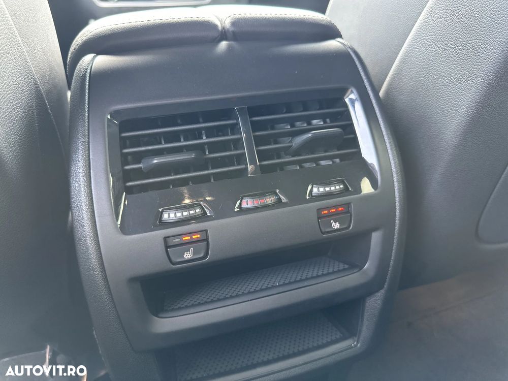 BMW X6 xDrive40i AT MHEV - 28