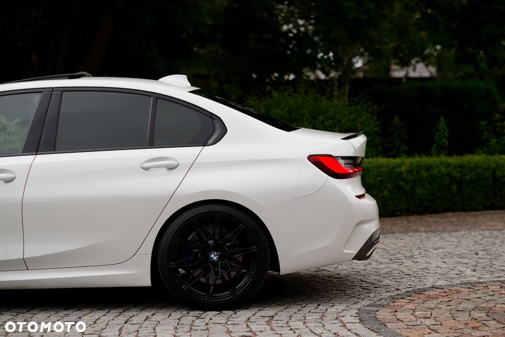 BMW Seria 3 M340i xDrive - 11