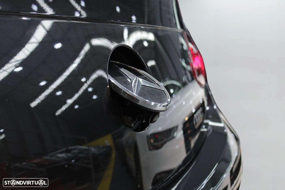 Mercedes-Benz E 220 - 13