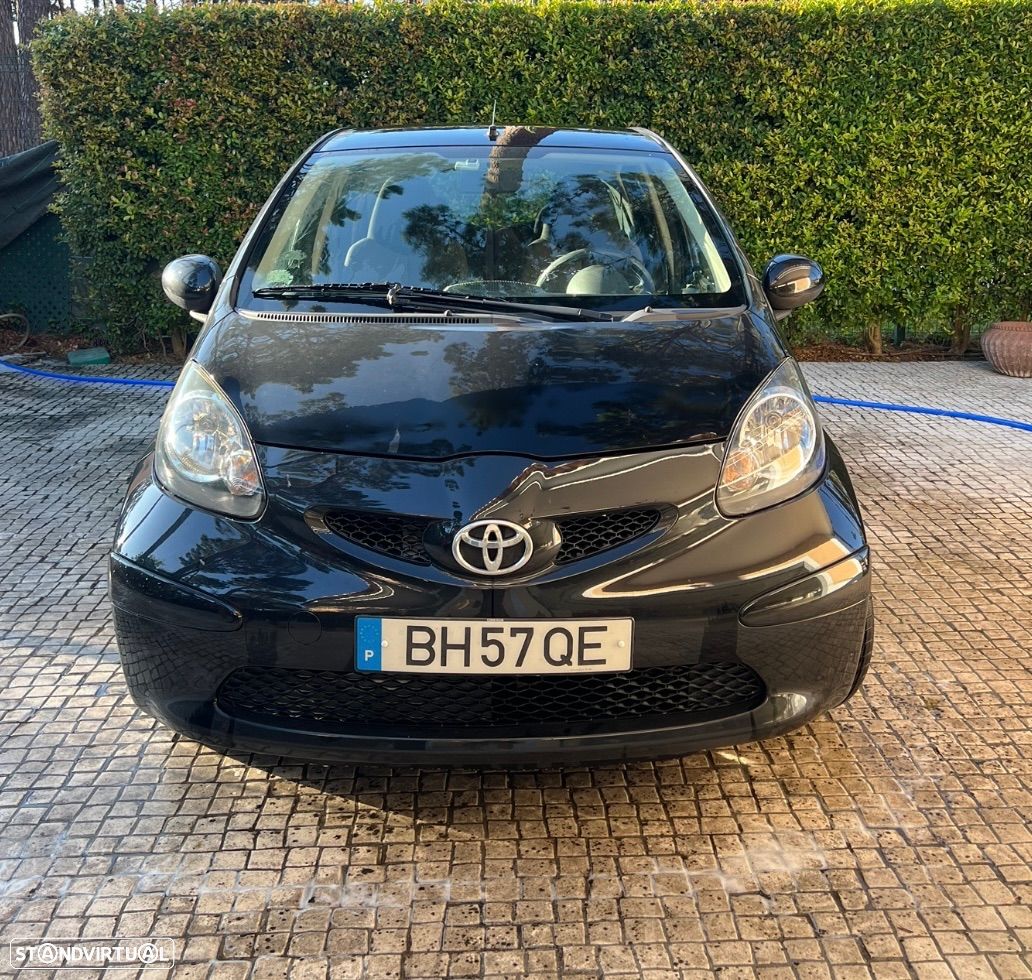 Toyota Aygo 1.0 - 1