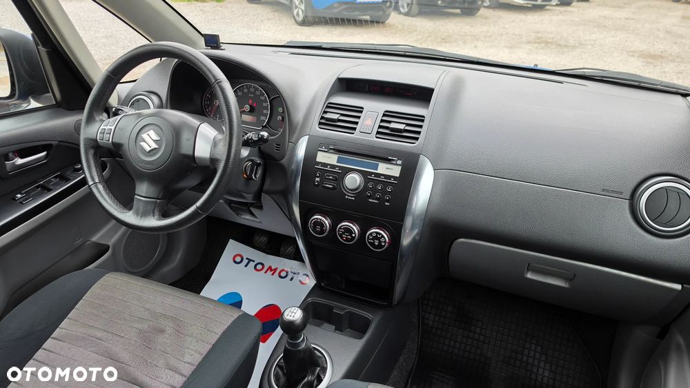 Suzuki SX4 1.6 GS / Premium 4WD - 18