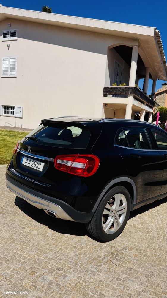 Mercedes-Benz GLA 180 (CDI) d Urban - 9