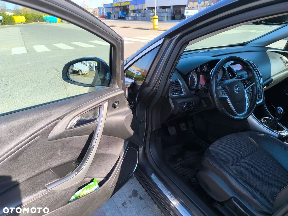 Opel Astra 1.4 T Cosmo - 5