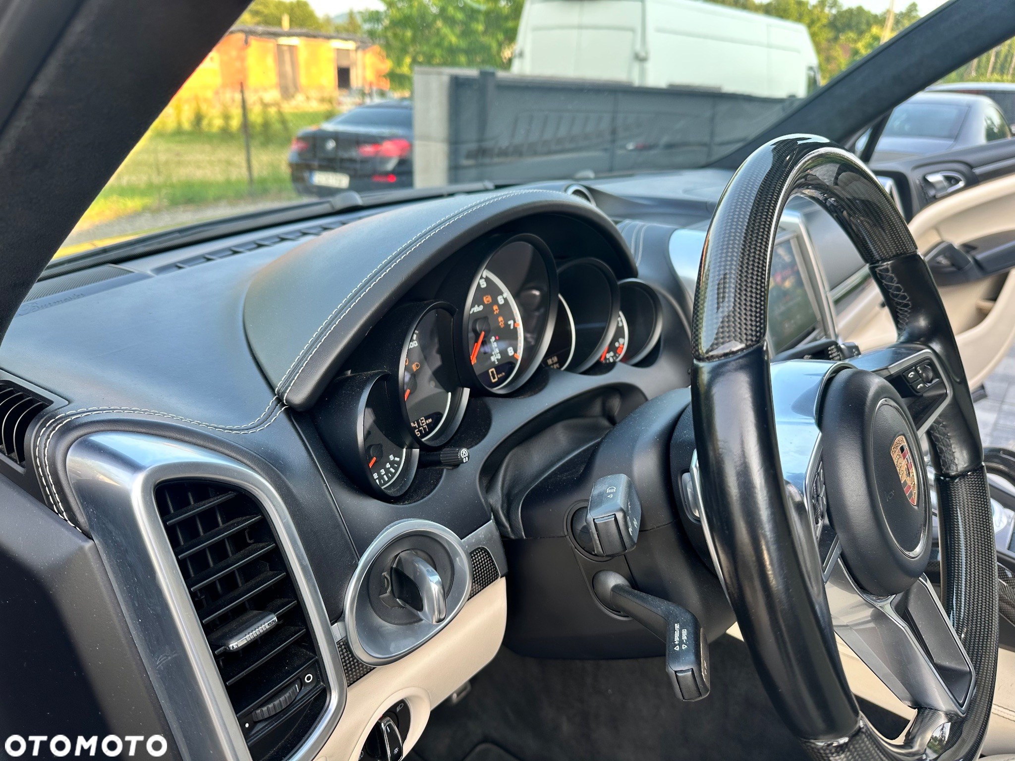 Porsche Cayenne Turbo - 34