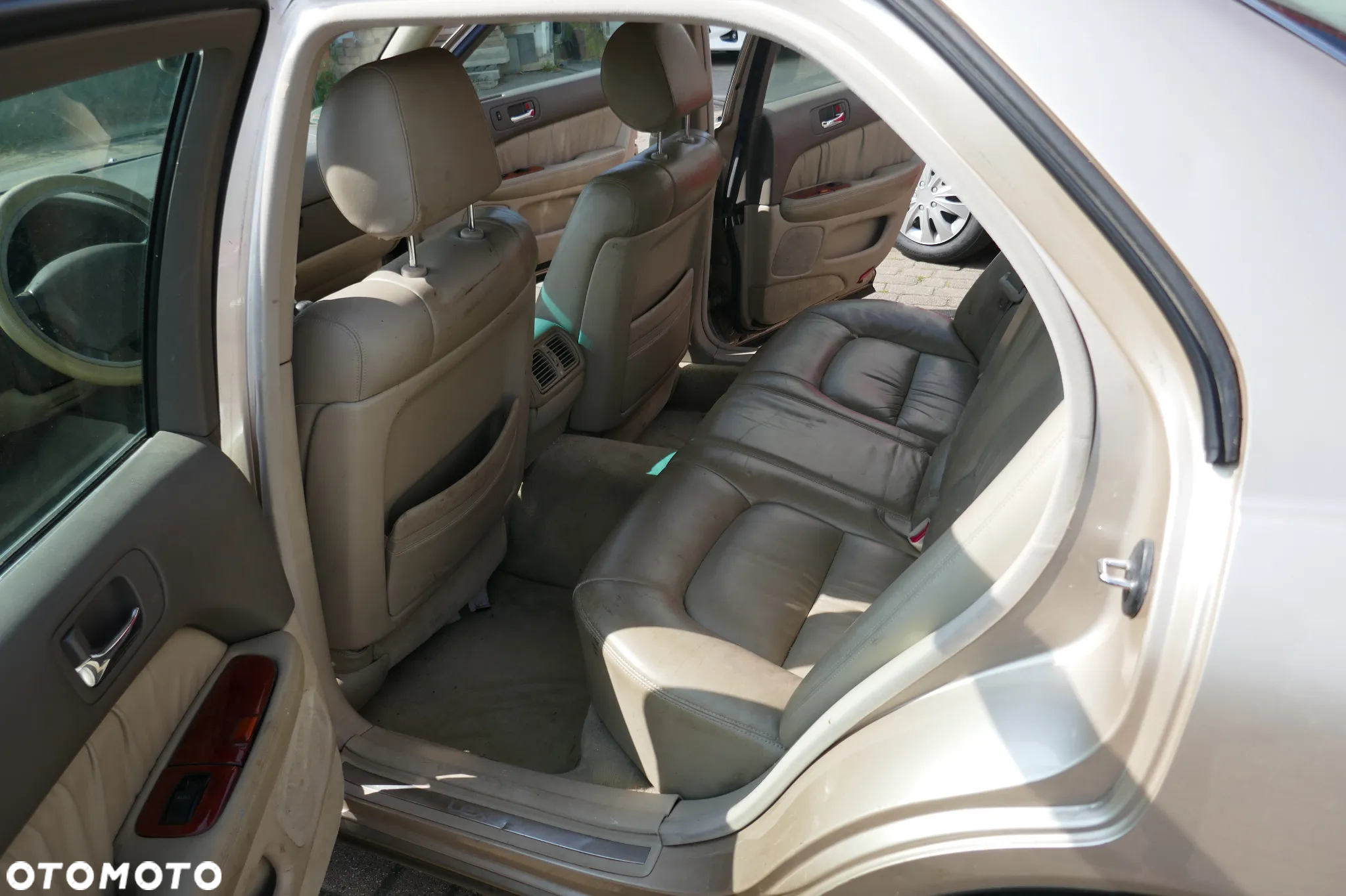 Lexus LS 400 - 21