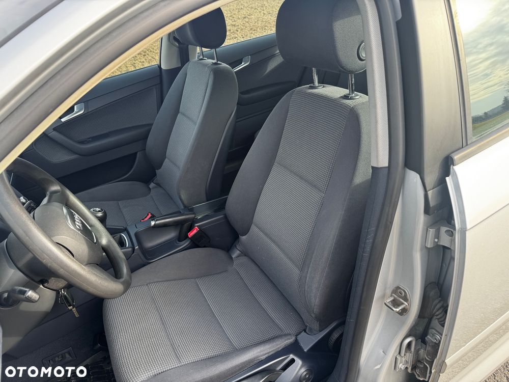 Audi A3 Sportback 1.4 TFSI Attraction - 24