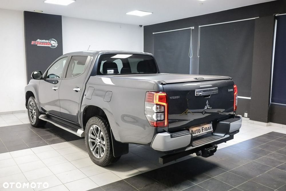 Mitsubishi L200 - 7