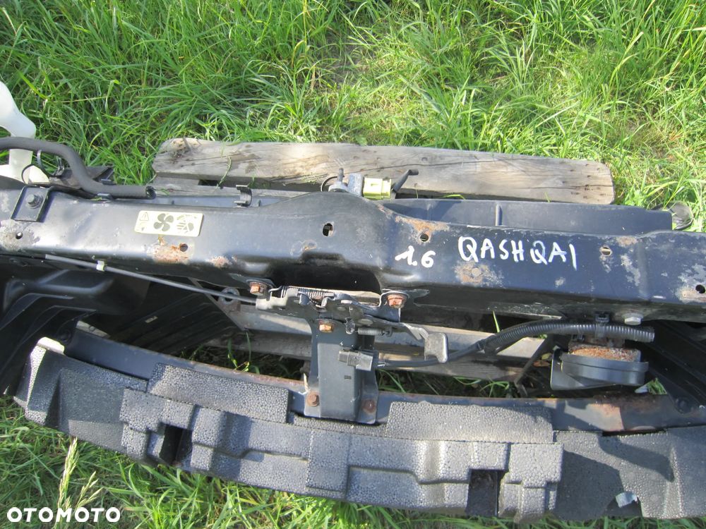 Pas przedni Nissan Qashqai I J10 - 7
