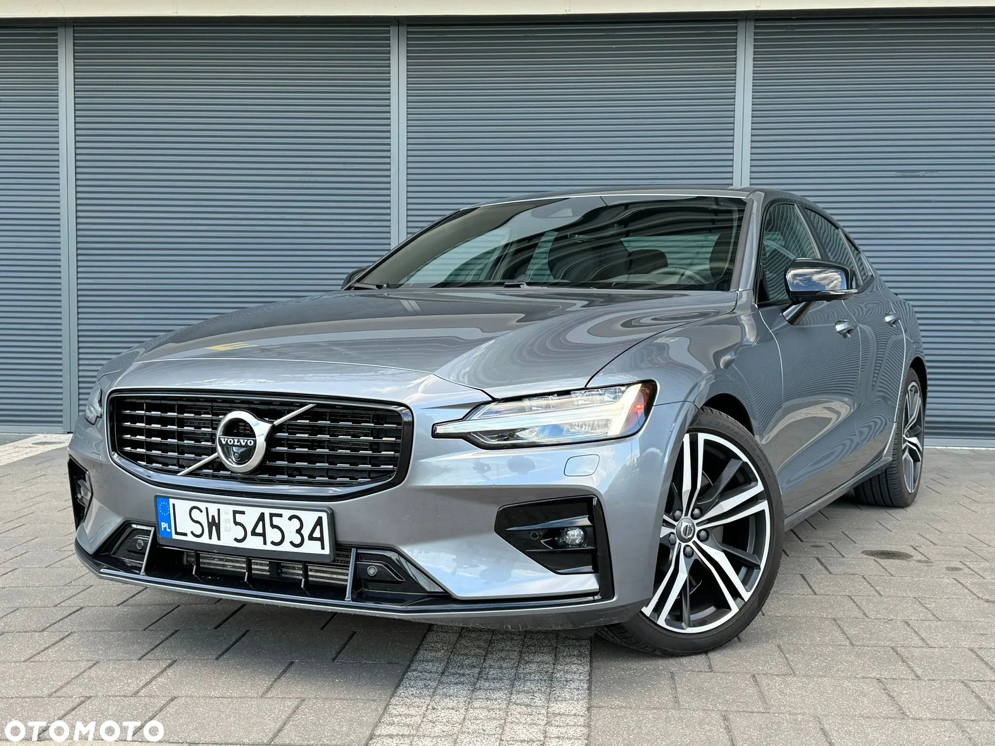 Volvo S60 T6 AWD R-Design - 4