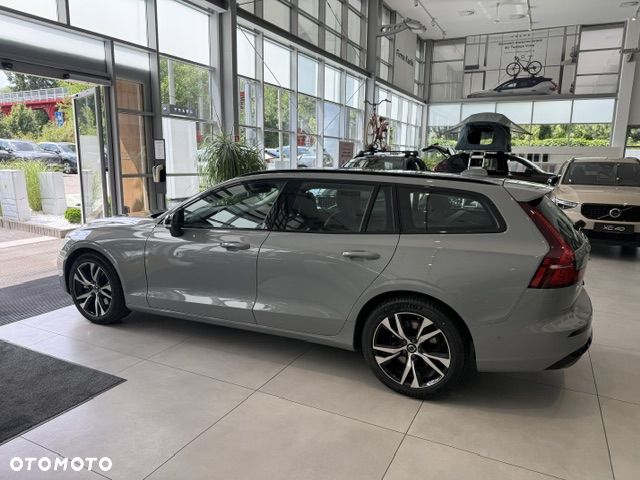 Volvo V60 B4 B Ultra Dark - 40