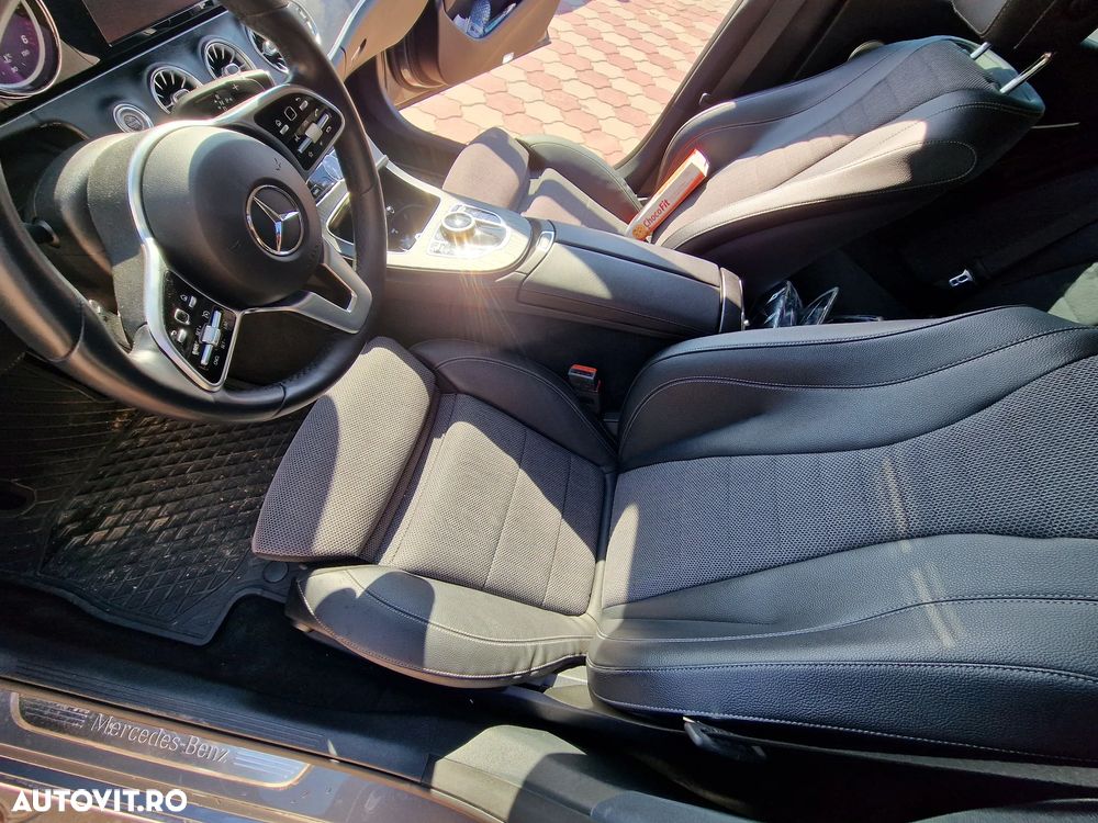 Mercedes-Benz E 220 d 4MATIC Aut. - 11