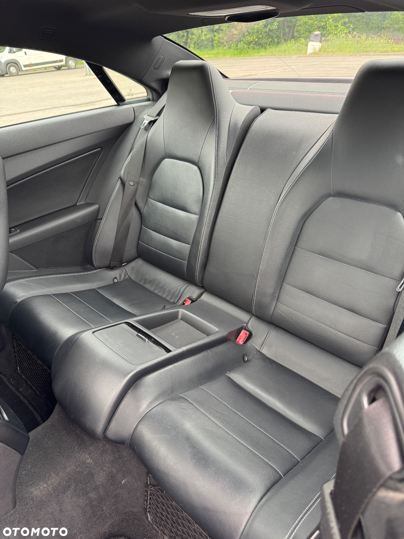 Mercedes-Benz Klasa E 350 CDI BlueEff - 18