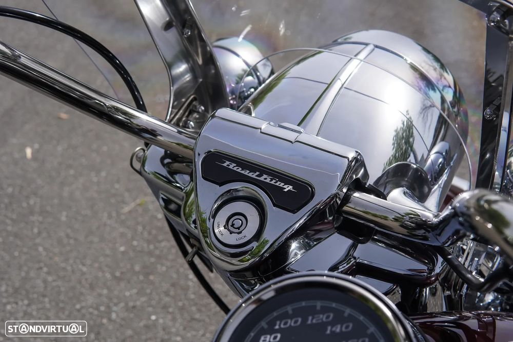 Harley-Davidson Road King Classic - 54