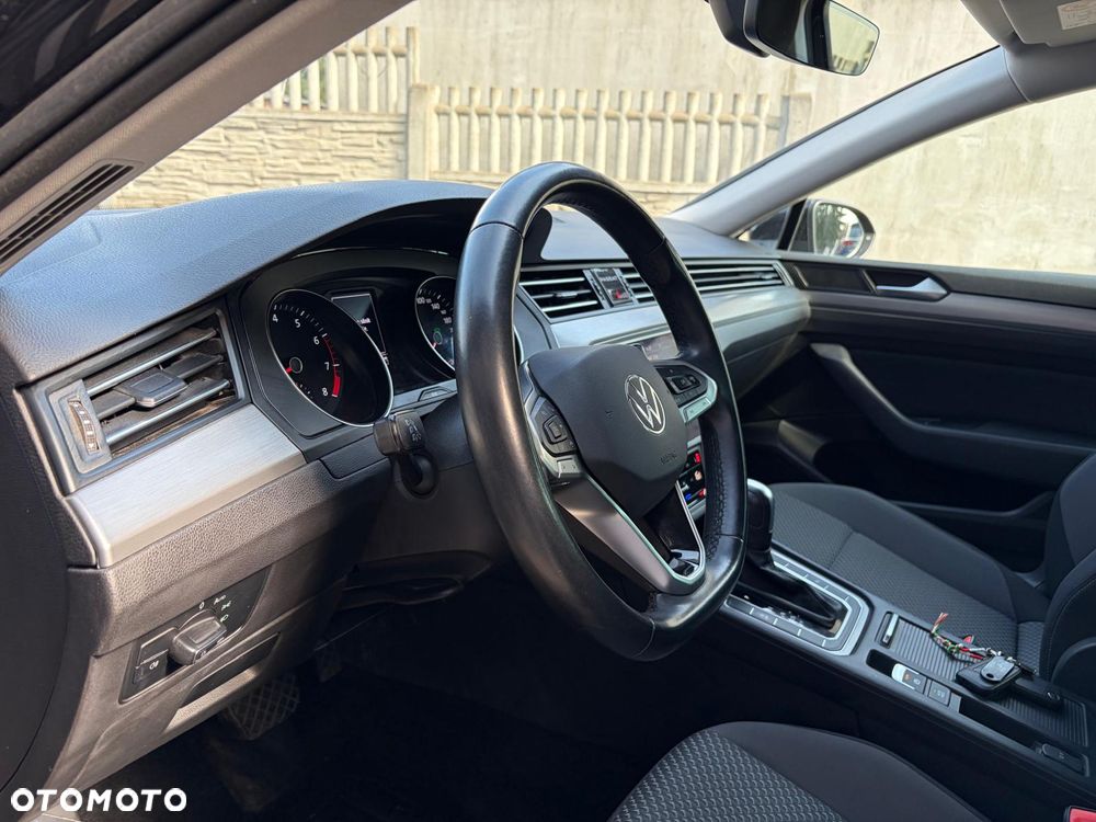 Volkswagen Passat 1.5 TSI EVO Elegance DSG - 12