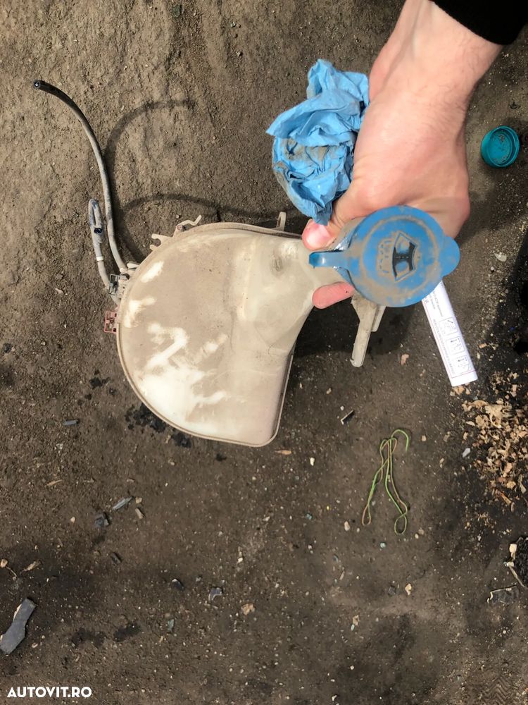 Vas strop gel Toyota Yaris spalator parbriz 2003 - 6