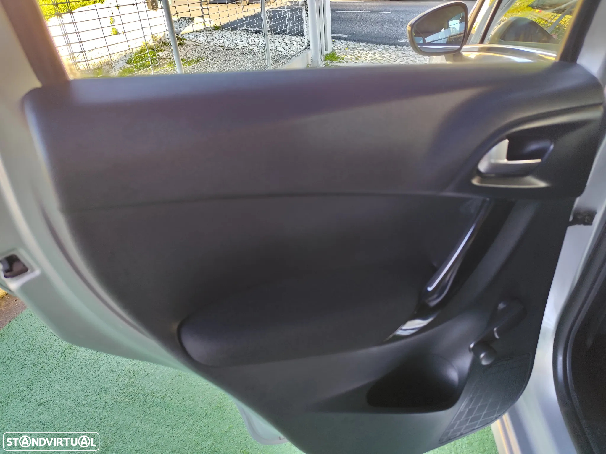 Citroën C3 1.2 PureTech Collection - 28