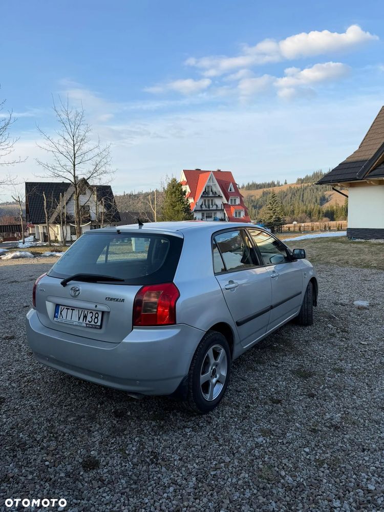 Toyota Corolla 1.4 VVT-i Base - 3
