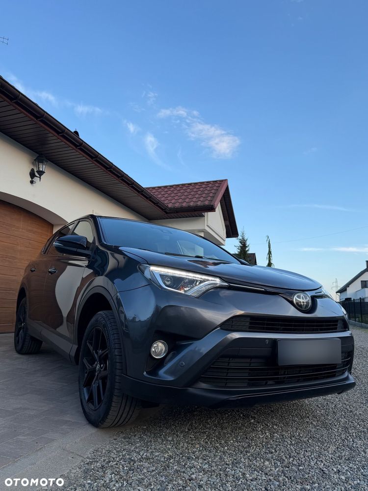 Toyota RAV4 2.0 D-4D Prestige 4x2 - 5