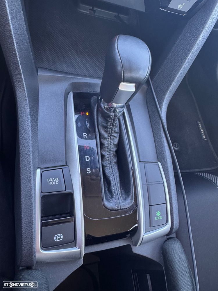 Honda Civic 1.5 i-VTEC Elegance Navi CVT - 13