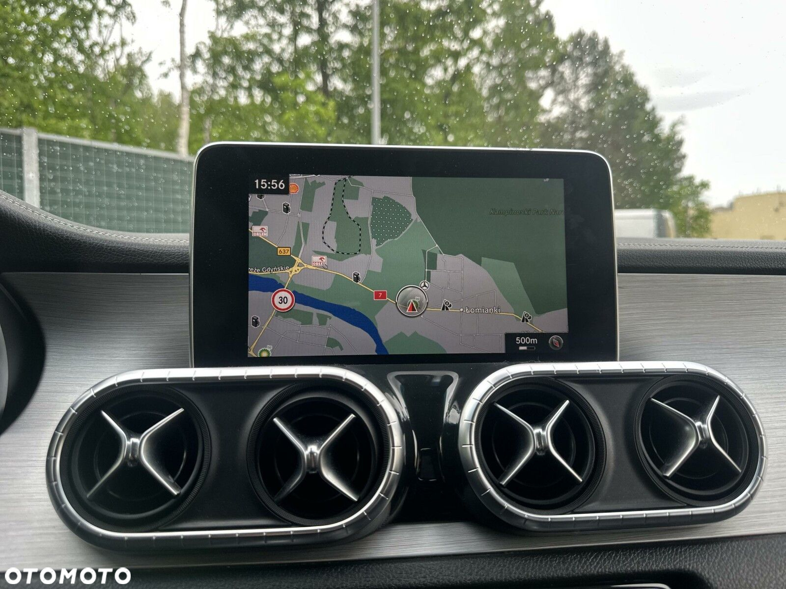 Mercedes-Benz Klasa X - 23