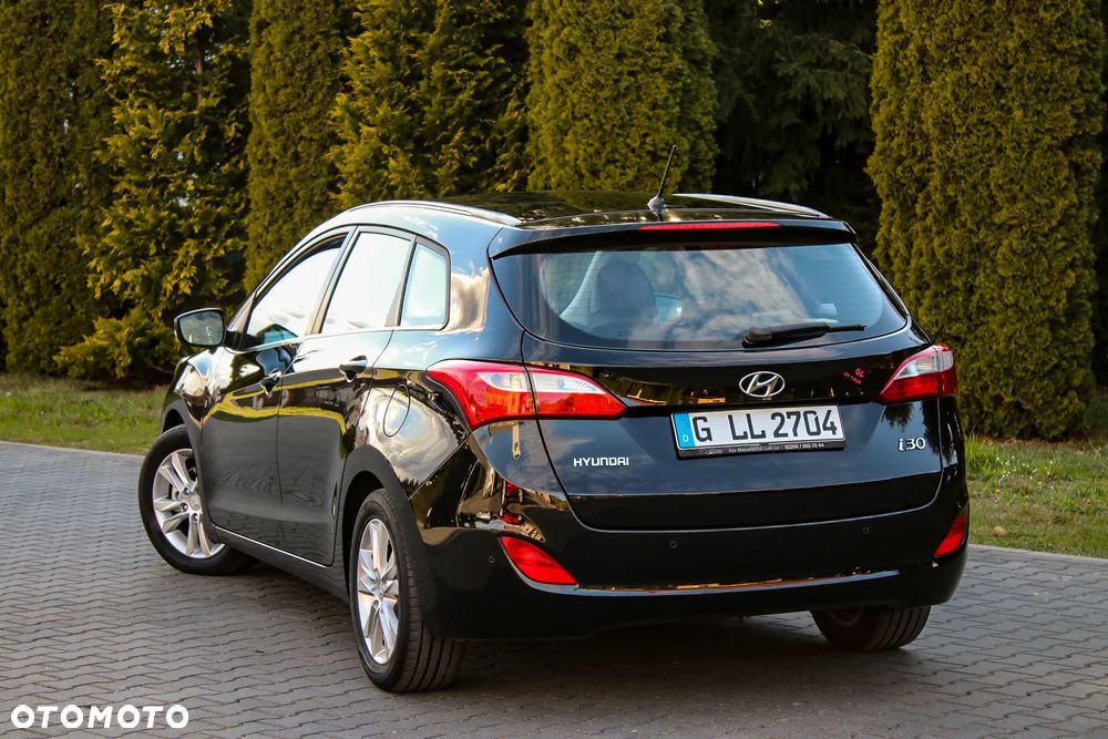 Hyundai i30 i30cw 1.4 Fifa World Cup Edition - 8