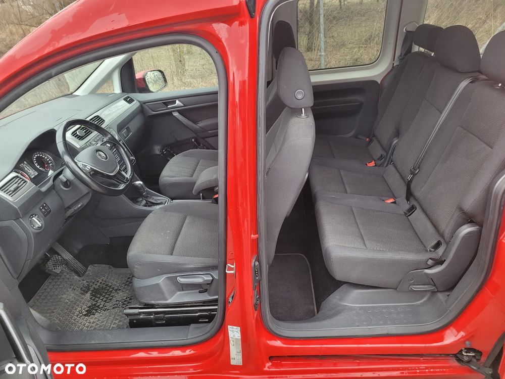 Volkswagen Caddy 1.4 TSI Comfortline DSG - 9
