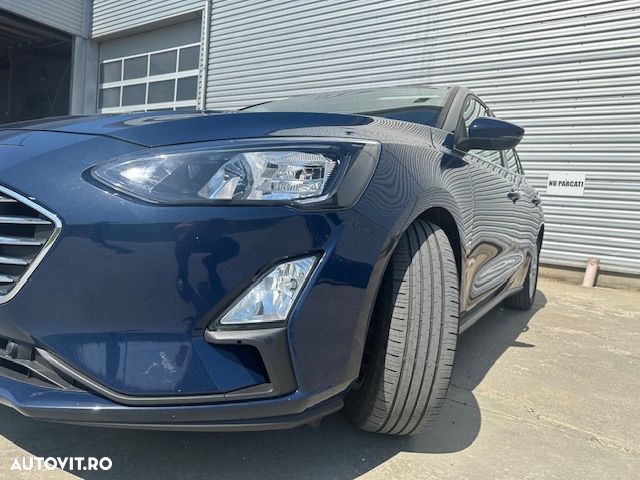 Ford Focus 1.0 EcoBoost Titanium - 31