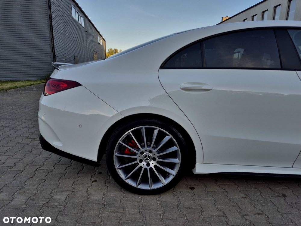 Mercedes-Benz CLA 220 7G-DCT AMG Line - 5