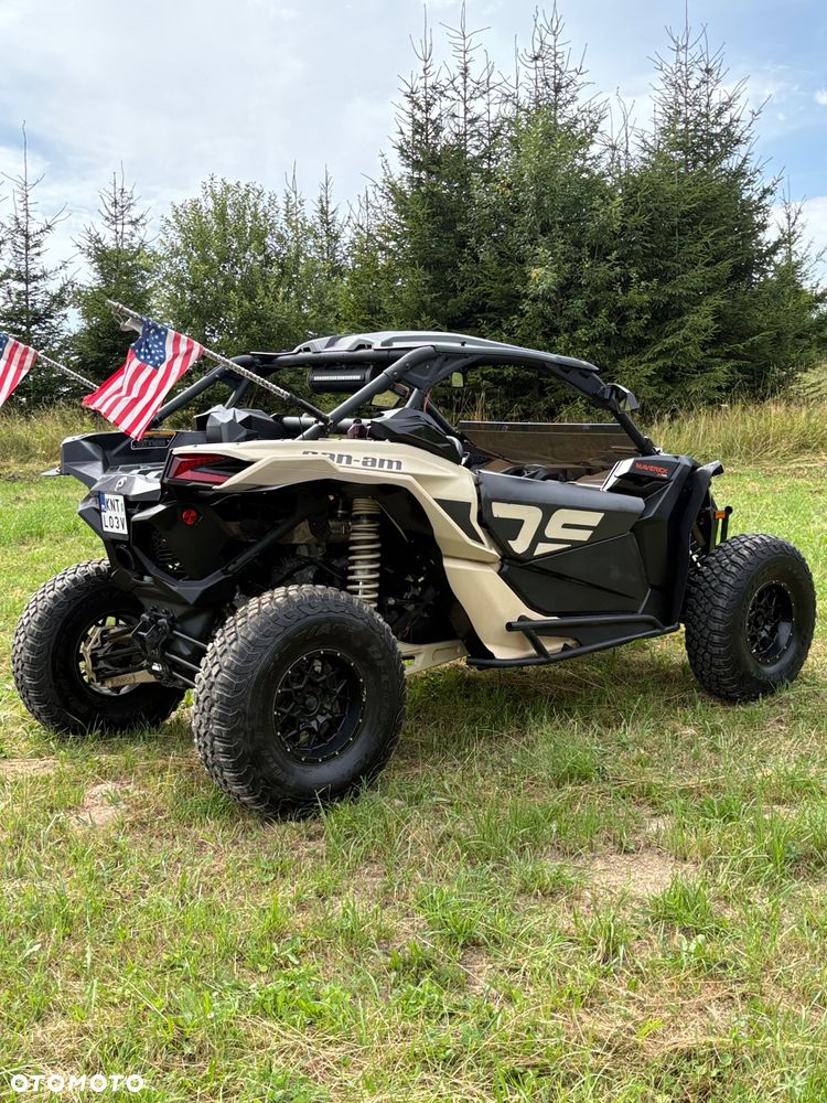 Can-Am Maverick - 22