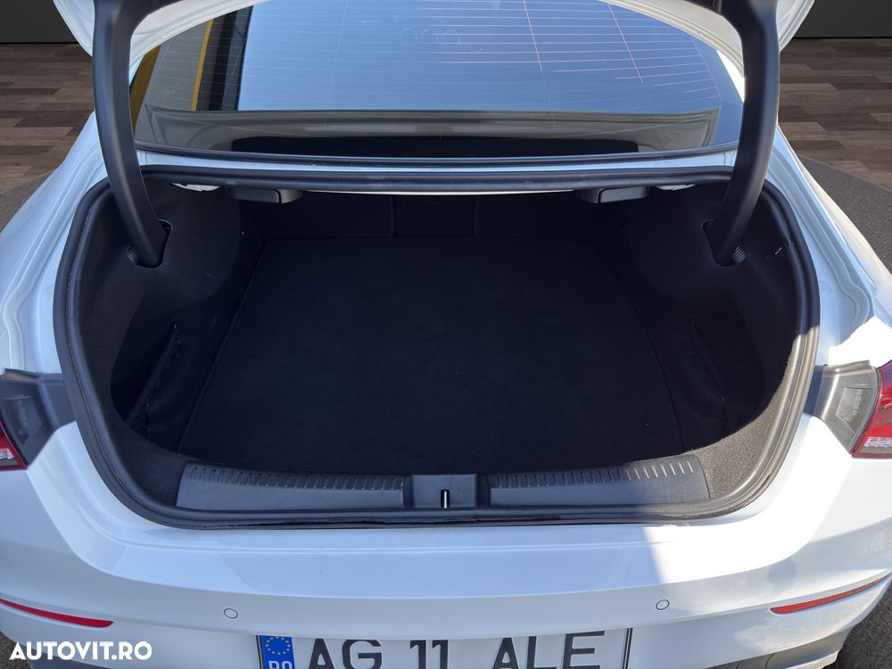 Mercedes-Benz CLA 200 - 24