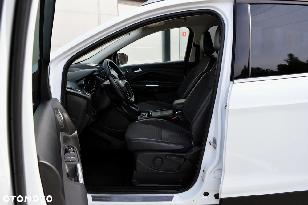 Ford Kuga 1.5 EcoBoost FWD Titanium ASS GPF - 6