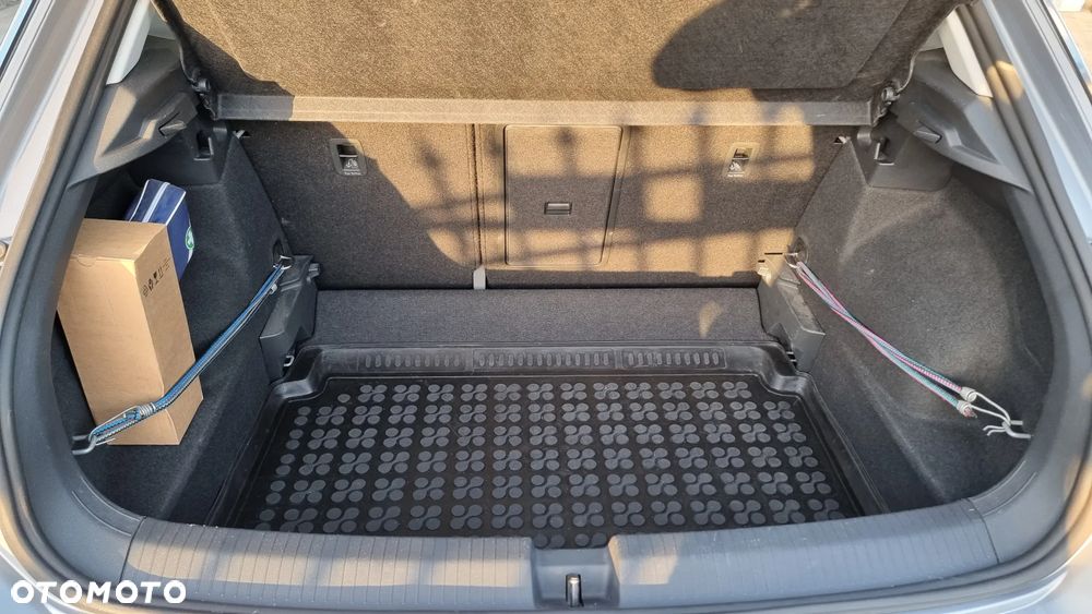 Volkswagen T-Roc 1.5 TSI Life - 11