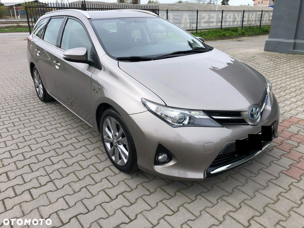 Toyota Auris - 2