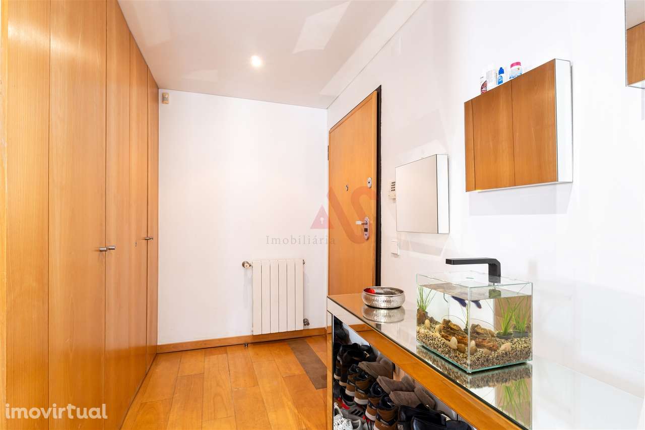Apartamento T2 com vista panorâmica no Arrábida Plaza – Vila Nova de G - Grande imagem: 2/18