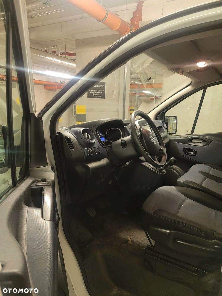 Opel VIVARO - 8