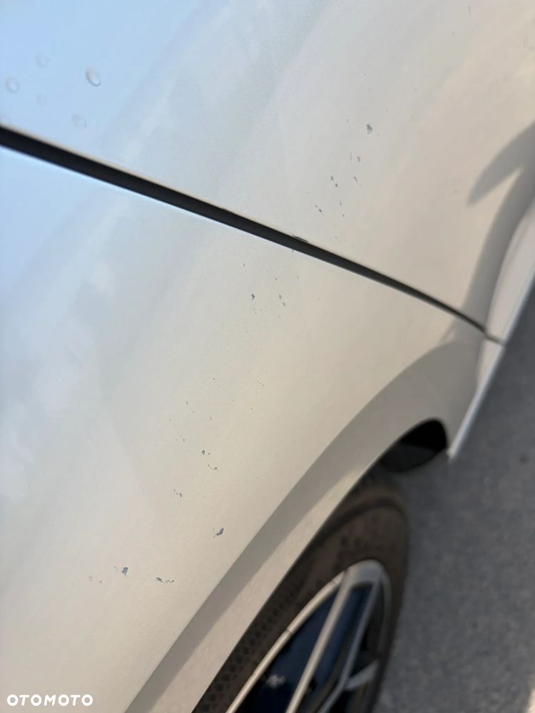 Volkswagen Passat - 12