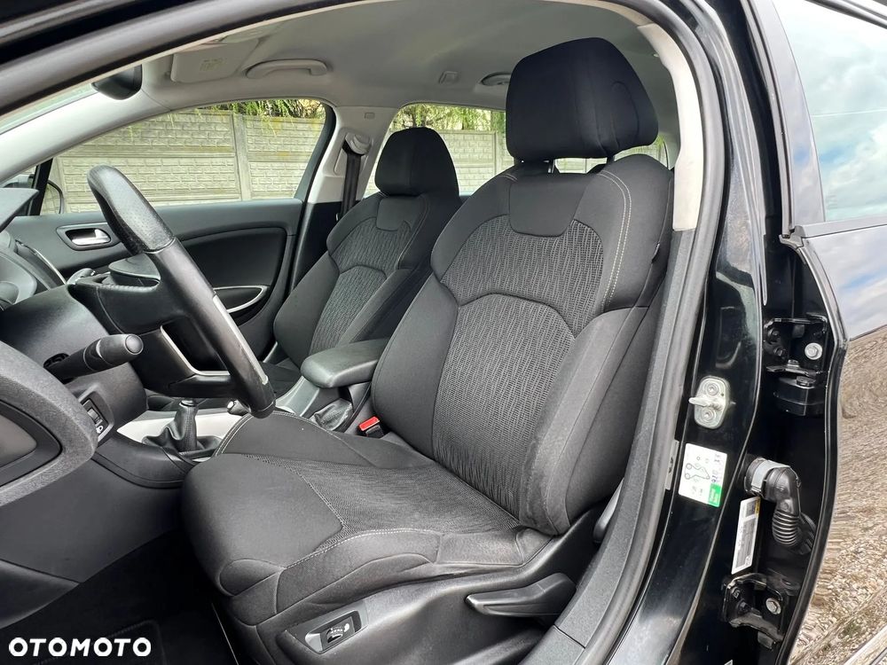 Citroën C5 2.0 HDi Dynamique Equilibre Navi - 26