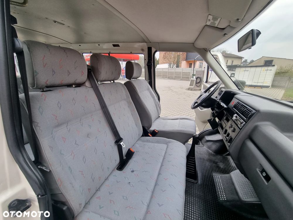 Volkswagen Transporter Standard - 11