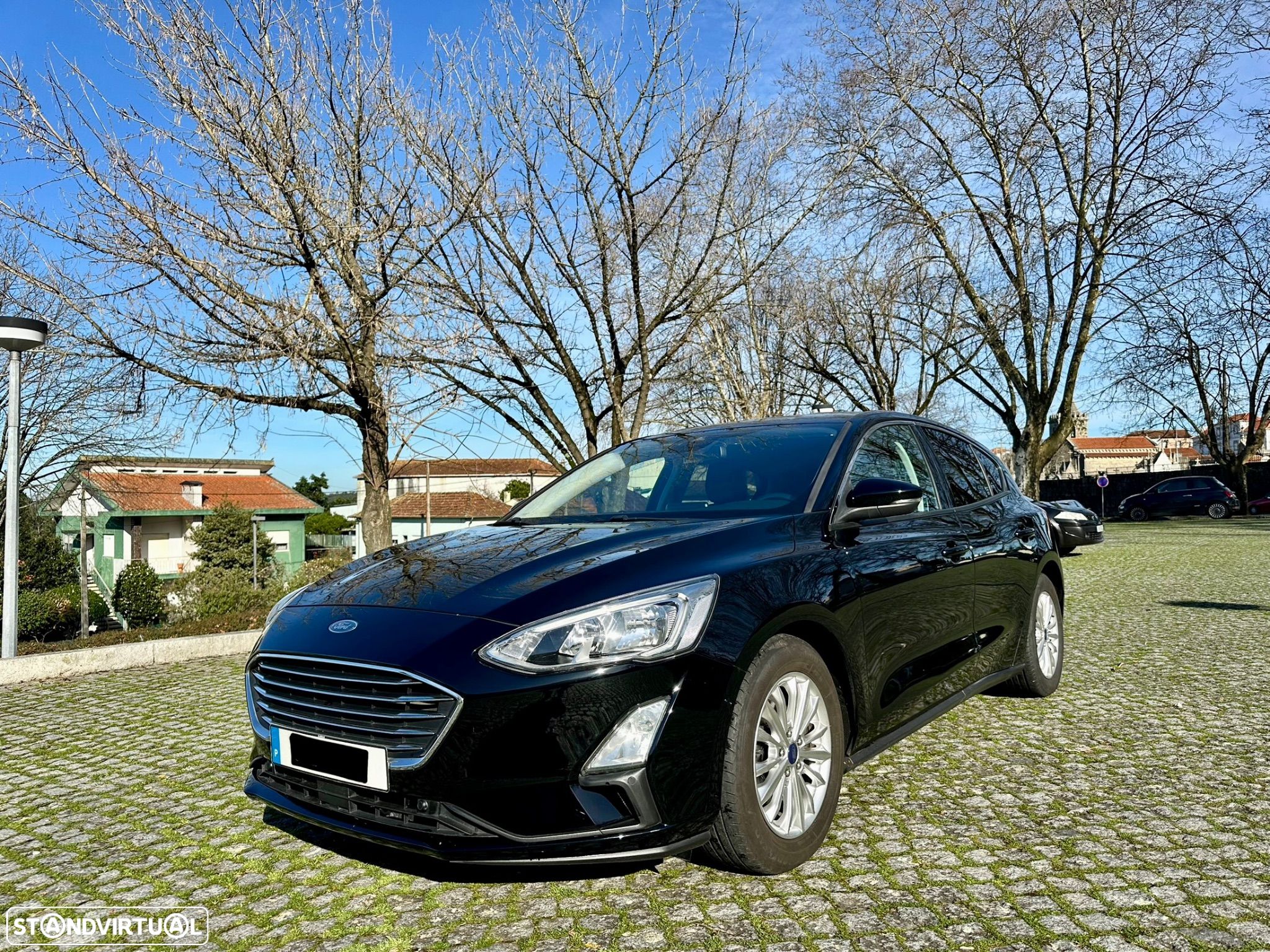 Ford Focus 1.0 EcoBoost Titanium - 1