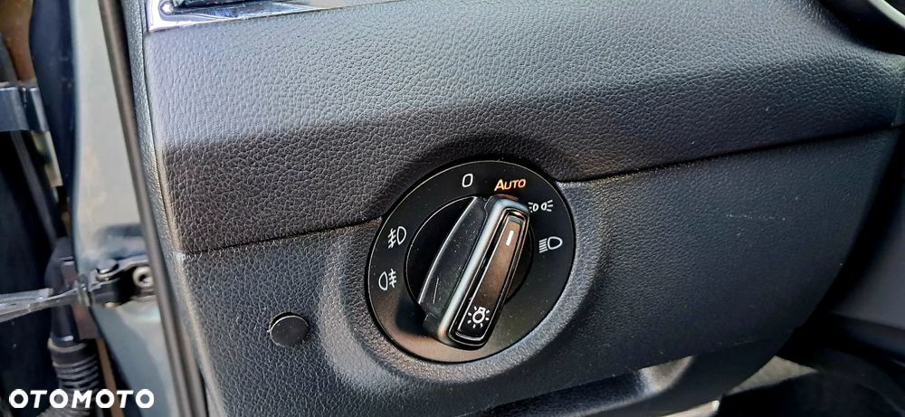 Skoda Octavia 2.0 TDI RS DSG - 31