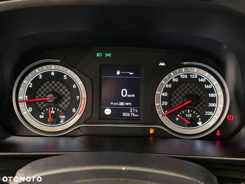 Hyundai i20 - 19
