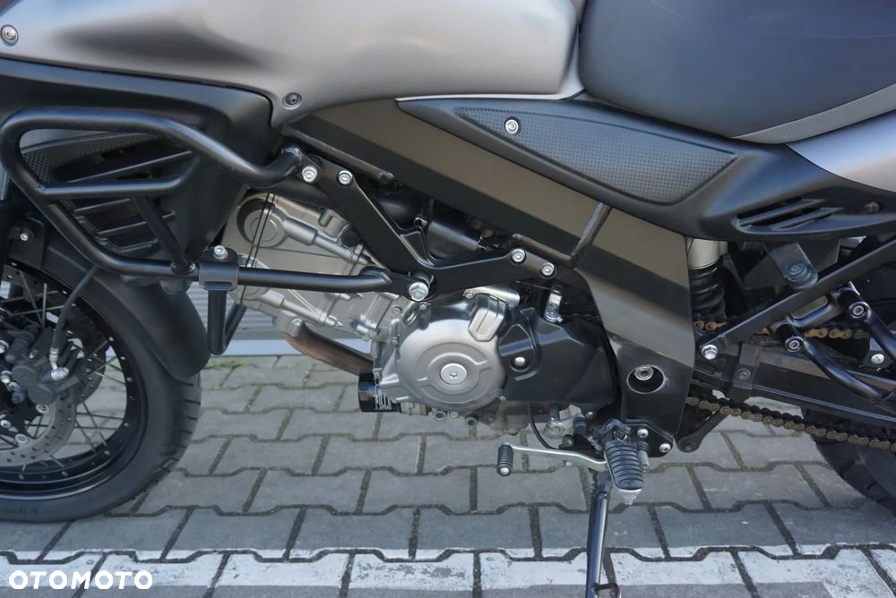 Suzuki V-STROM - 22