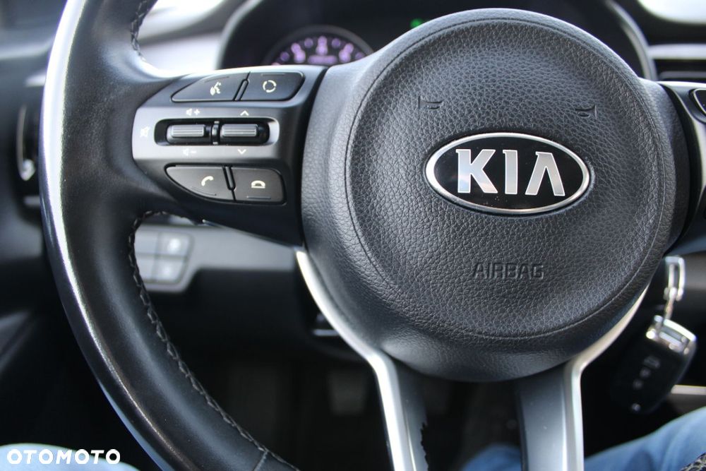 Kia Stonic - 29