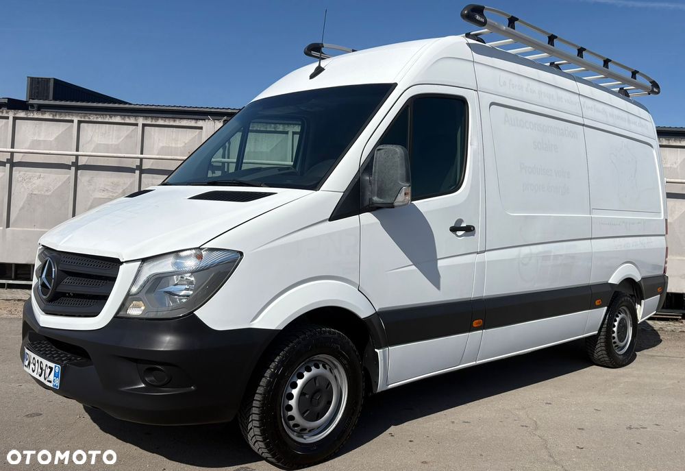 Mercedes-Benz Sprinter - 2