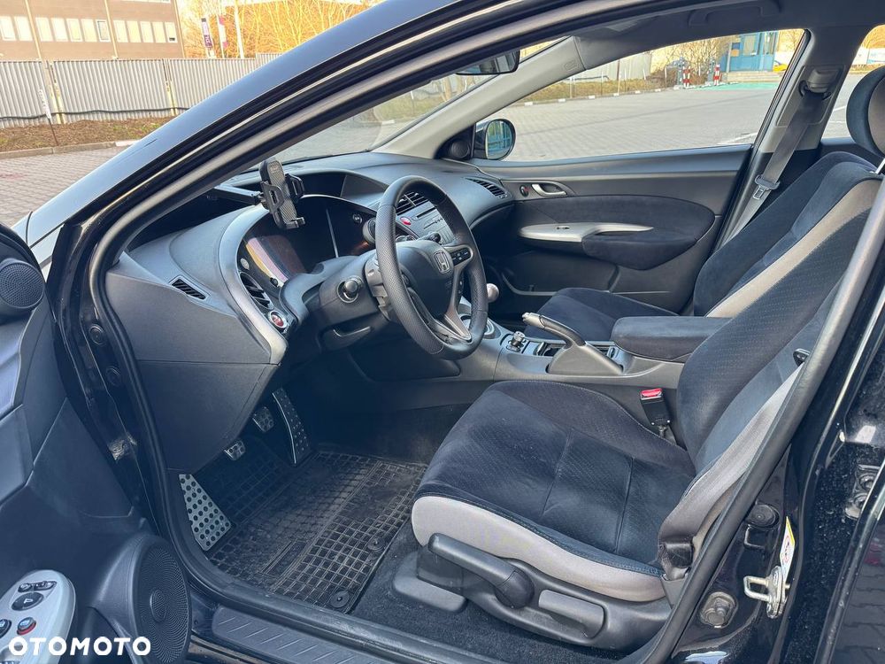 Honda Civic 1.8 Executive - 15