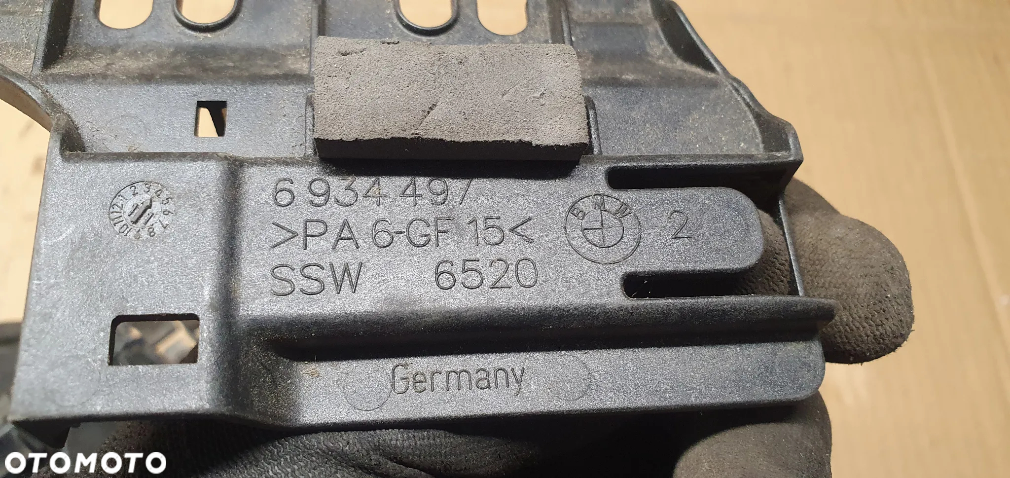 Uchwyt mocowanie modułu sterownika antena Keyless BMW 5 E60 6934497 - 5
